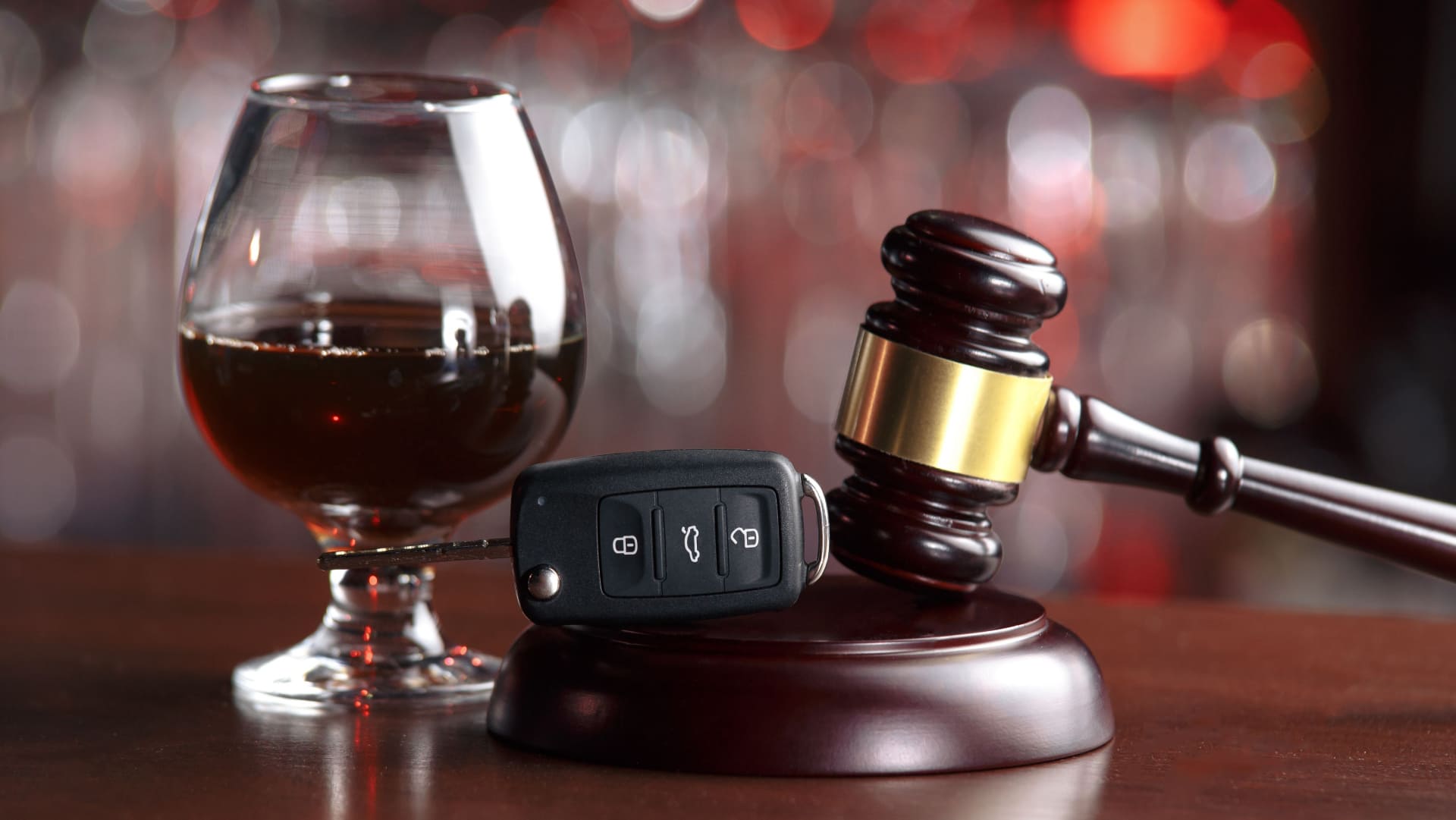 Suspected DWI Crash Kills 1 in Dallas