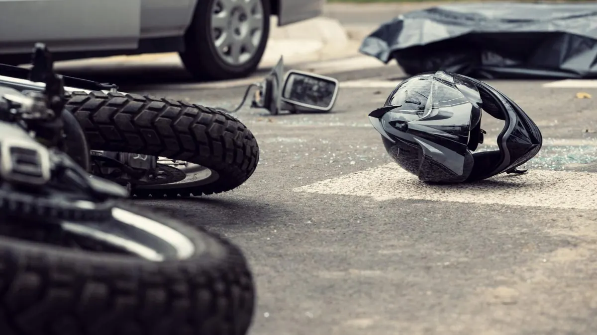 Four-Vehicle Arlington Crash Kills Motorcyclist