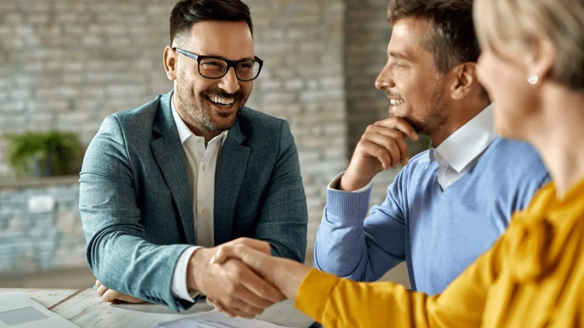 Reasons to Never Talk to Insurance Agents Before a Personal Injury Lawyer