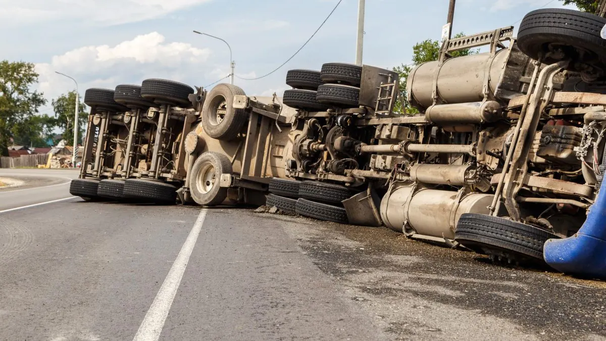 What you Need to Know About Semi-Truck Accidents
