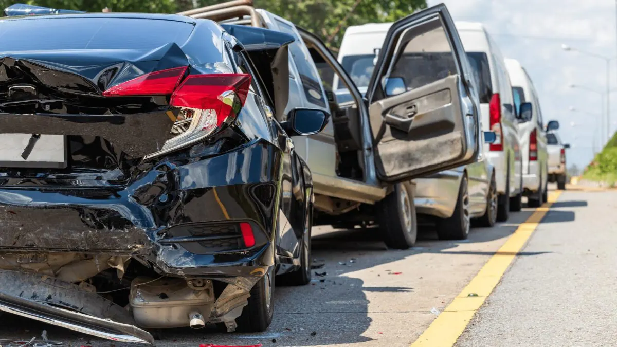 2 Critical Injuries, 1 Death in Dallas Chain Reaction Car Accident
